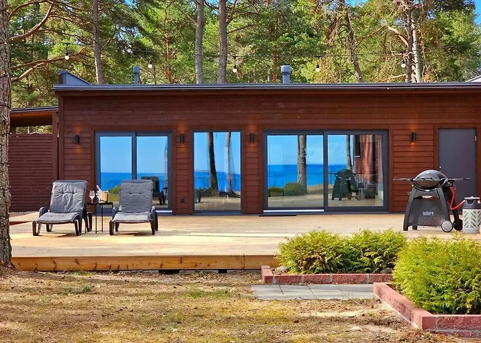 Rannamaja Kuemblustuenni & Saunaga