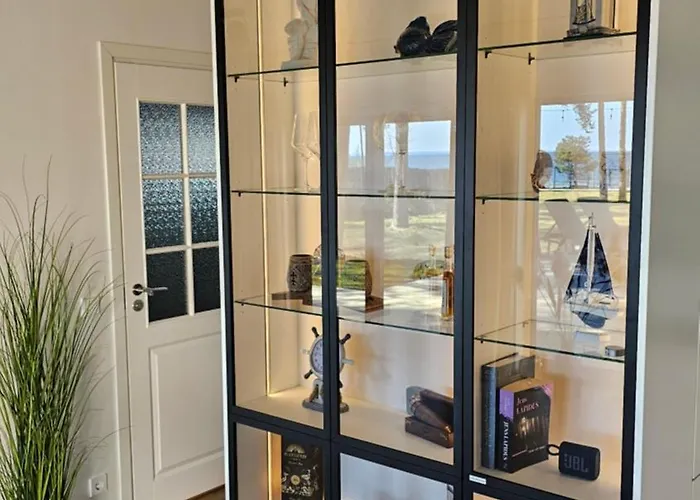 Rannamaja Kuemblustuenni & Saunaga Haapse