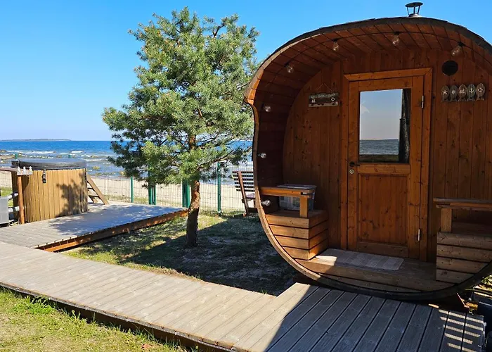 Rannamaja Kuemblustuenni & Saunaga Haapse