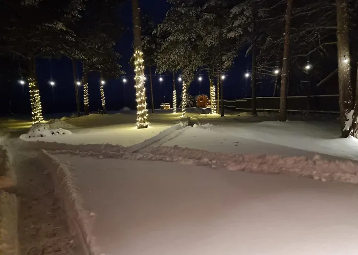 Rannamaja Kuemblustuenni & Saunaga Ferienhaus