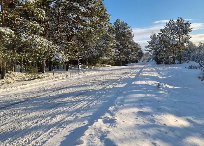 Rannamaja Kuemblustuenni & Saunaga Ferienhaus *